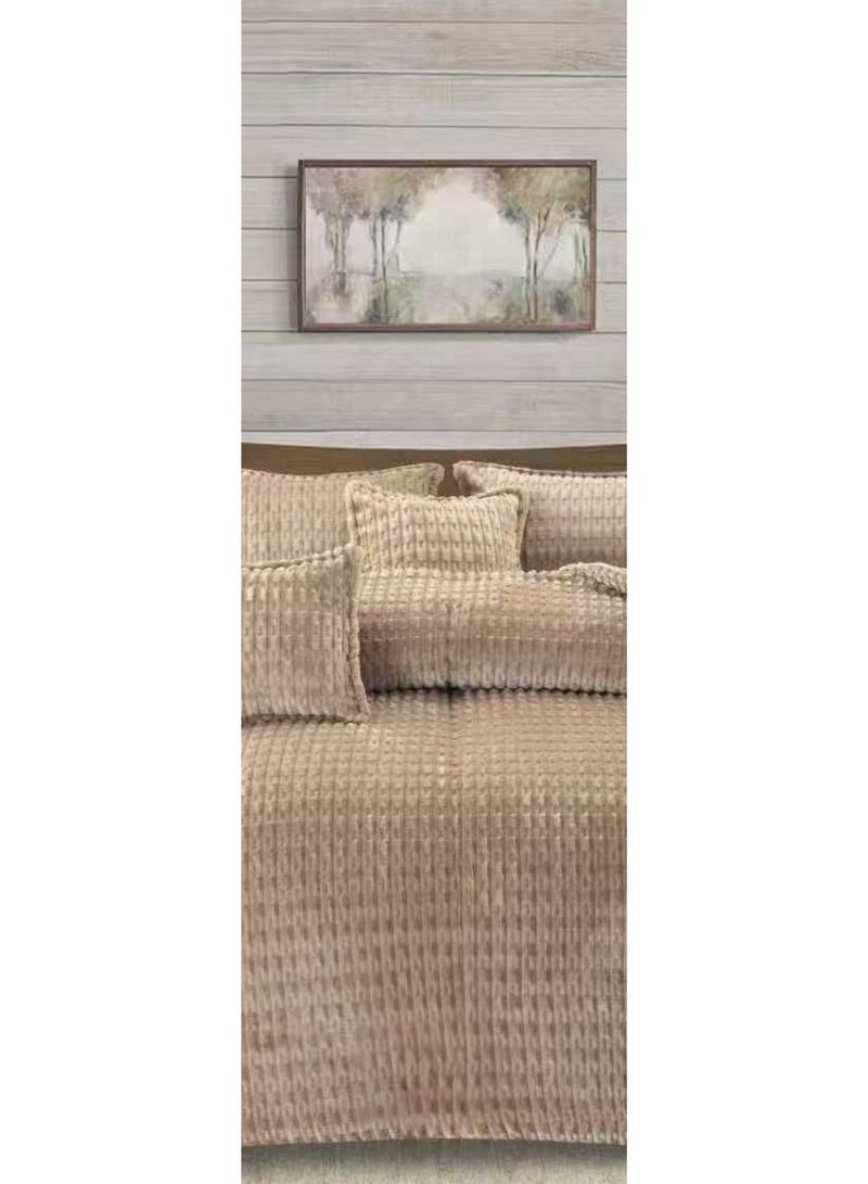 مون مفرش سرير نفرين شتوي يتكون من 6 قطع بتصميم مخمل السادة والفرو مقاس اللحاف 240x220 سم - Image 3