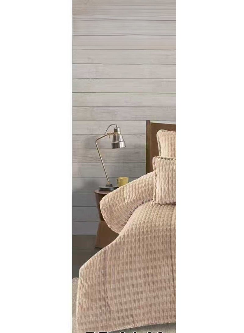 مون مفرش سرير نفرين شتوي يتكون من 6 قطع بتصميم مخمل السادة والفرو مقاس اللحاف 240x220 سم - Image 2