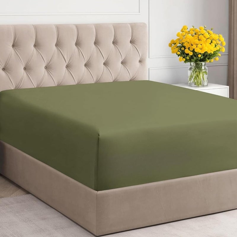OSBED Hotel Quality 100% Cotton Fitted Bed Sheet with Deep Pockets - Sage Green (150 x 200cm) - Image 1