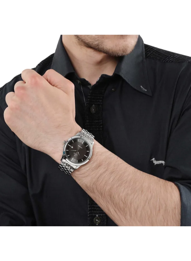 TITAN Men Analog Round Shape Stainless Steel Wrist Watch - 1584SM04 - 49.5 Mm