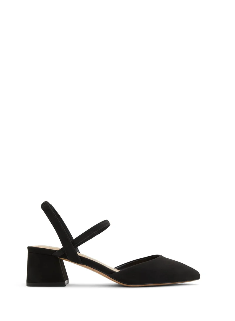 CALL IT SPRING Pointed toe pumps