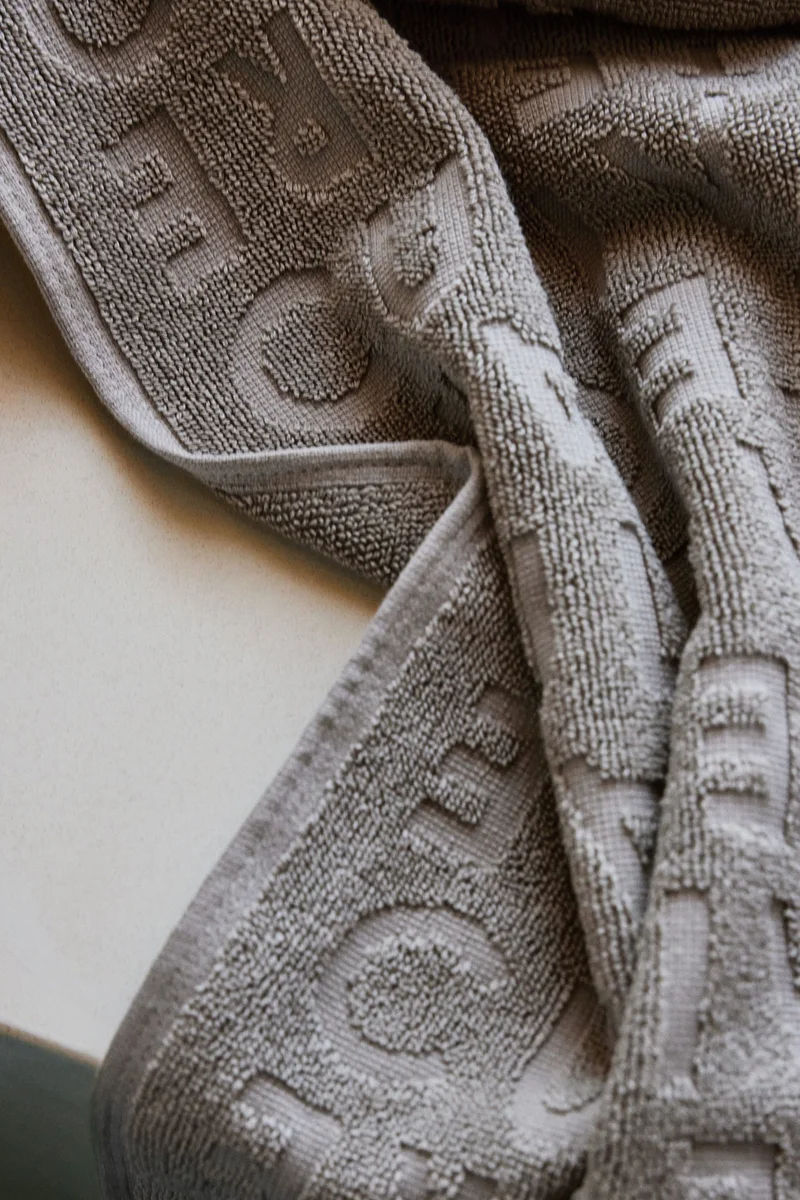 اتش اند ام Cotton terry hand towel
