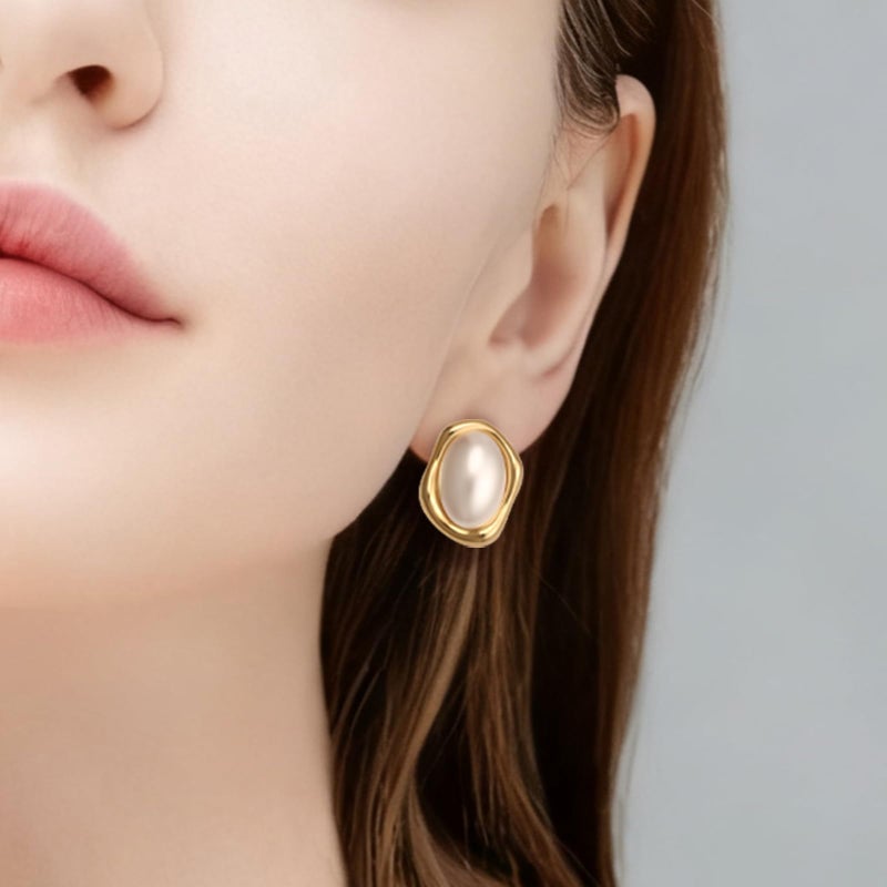 Dckazz Pearl Earrings for Women Chunky Pearl and Gold Earrings for Women Statement Stud Hypoallergenic - Image 4