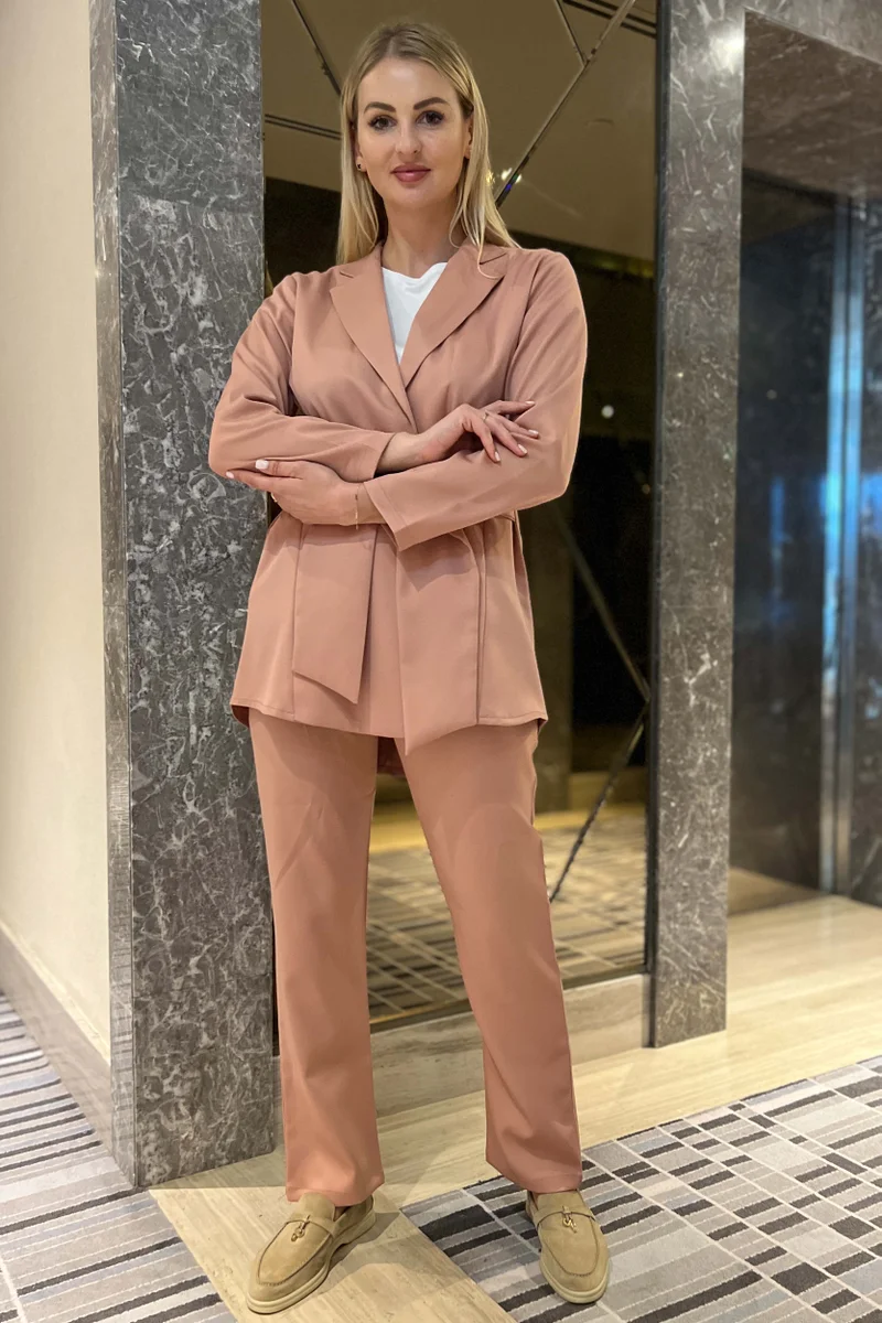 Moistreet Tie Detailed Barbie Crepe Fabric Blazer And Pants Set