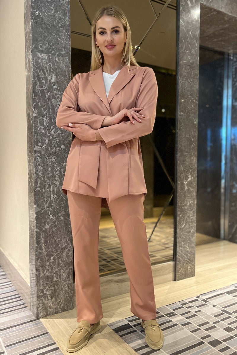 Moistreet Tie Detailed Barbie Crepe Fabric Blazer And Pants Set - Image 2
