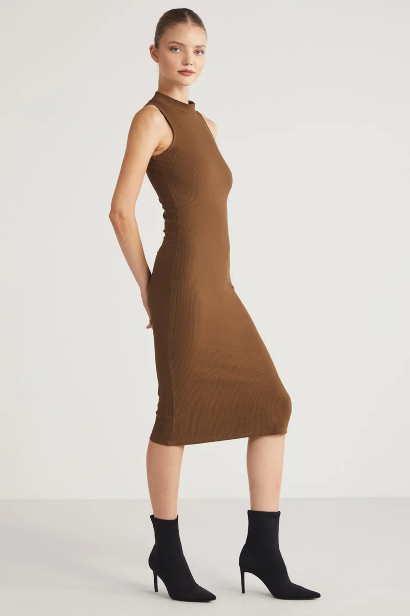 جريميلانج Ribbed Mockneck Dress