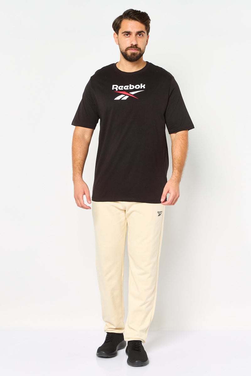 Reebok Men Sportswear Fit Short Sleeve Outdoor T-Shirt, Black - Image 3