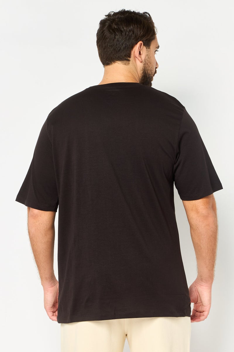 Reebok Men Sportswear Fit Short Sleeve Outdoor T-Shirt, Black - Image 2