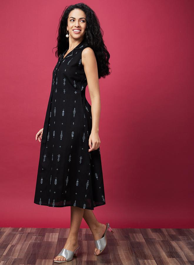 جلو باص فستان ميدي نسائي بياقة مطبوع باللون الأسود من جلوبس - Image 2