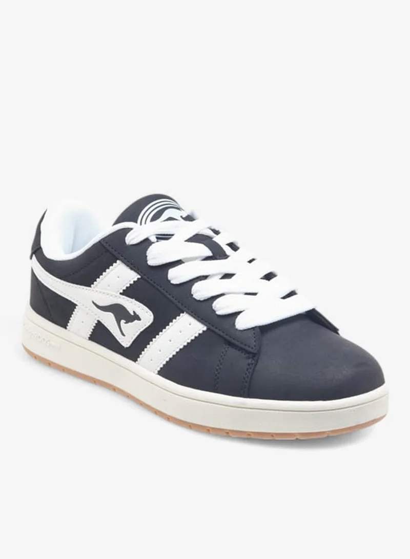 كانغاروس حذاء رياضي رجالي بشعار مع إغلاق برباط