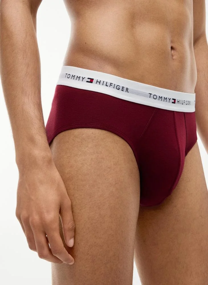 Tommy Hilfiger  3-Pack Signature Logo Contrast Waistband Briefs for Men | Best Price UAE