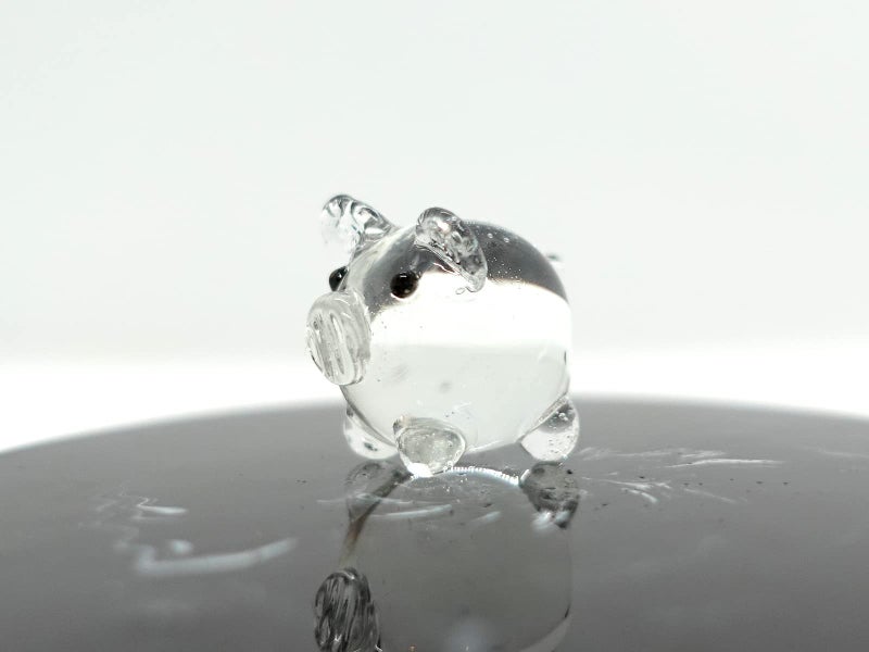 Sansukjai Tiny Pig Miniature Glass Figurine â€“ Handmade Blown Glass Animal â€“ Cute Collectible Pig Sculpture â€“ Fairy Garden Pet DÃ©cor Gift (Clear Cute) - Image 4