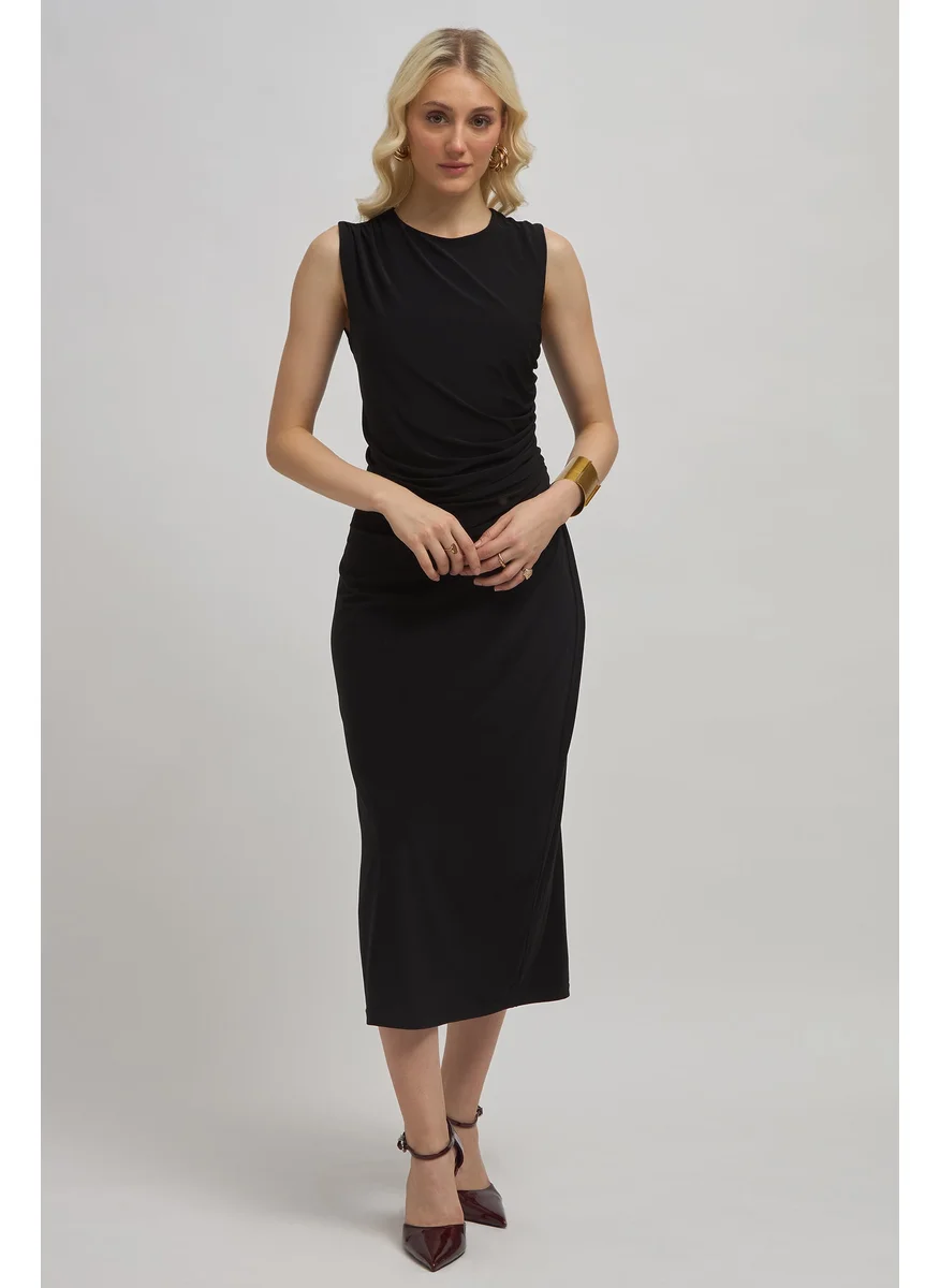 Virgio Virgio Bodycon Midi Dress
