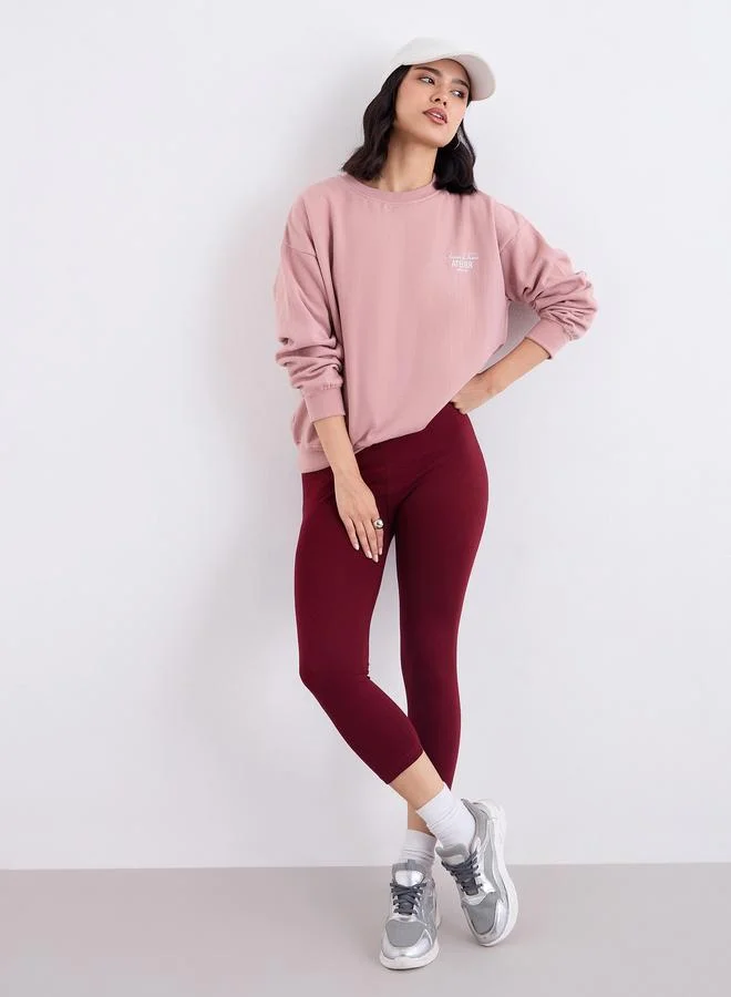 Styli Women Burgundy Capri Leggings