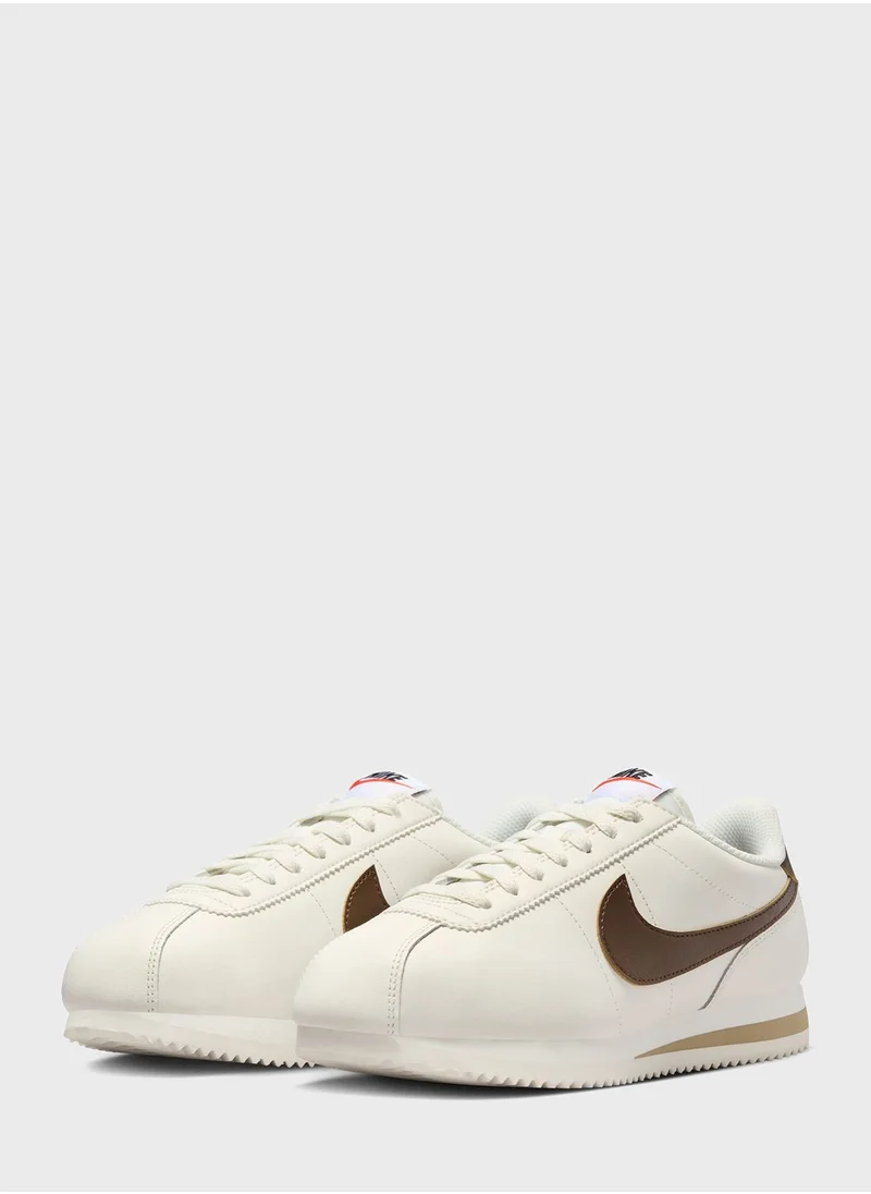Nike Cortez