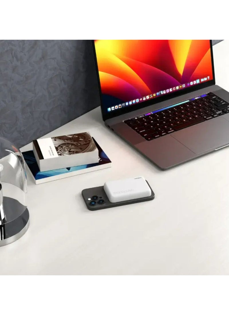 porodo - 10000mAh MagSafe Power Bank, Fast Charge, Portable & Compact Design, Type-C Input, Type-C & Wireless Outputs, 10° C-45° C Working Temperature, Strong Magnetic Hold, 20W Power Delivery - White - Image 1
