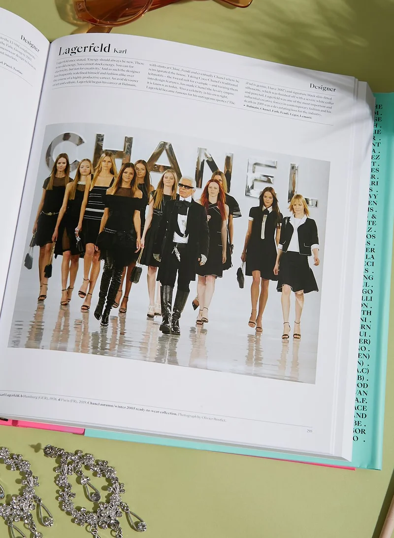 Phaidon The Fashion Book Revised