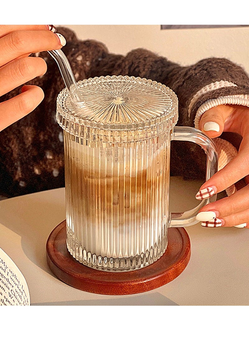 كوب زجاجي مخطط، كوب قهوة مع غطاء وقشة زجاجية، أكواب مياه تستخدم لحمل القهوة المثلجة والعصائر والمشروبات والشاي والماء والمشروبات الباردة (390 مل) - Image 1