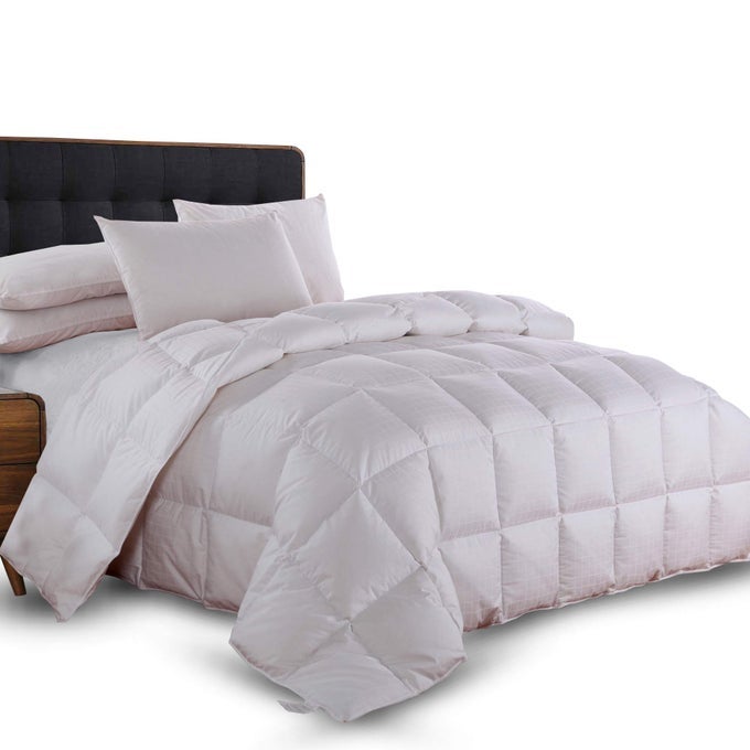 GOOSE DOWN COMFORTER MEDIUM WEIGHTWARMTH CALIFORNIA KING SIZE 100PERCENT COTTON SHELL DOBBY CHECKERED PATTERN STANDARD GOOSE DOWN FILL ALL SEASONS DUVET INSERT