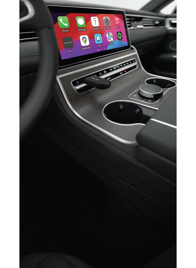 GREEN LION 2-in-1 Wireless Adapter CarPlay & Android Auto / Dual-Interface Design USB A, USB C / Voice Assistant / Audio Streaming / Bluetooth: V5.2 / Seamless Connection - Black - Image 2