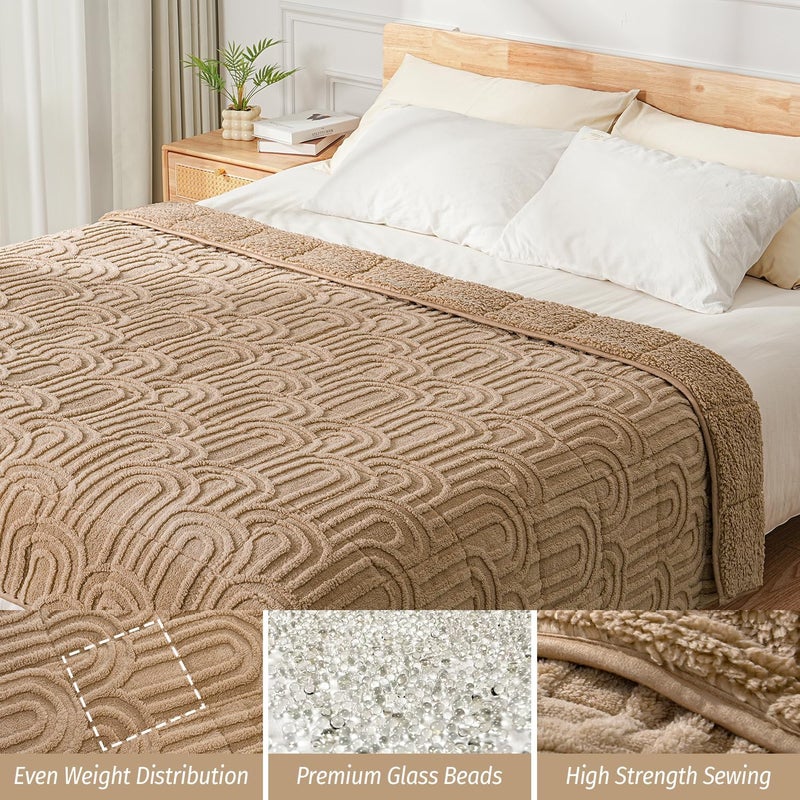 Wemore بطانية ويمور الموزونة من قطيفة الجاكارد مقاس كوين 60 بوصة × 80 بوصة 20 رطلاً، بطانية موزونة ناعمة للغاية ودافئة من شيربا للبالغين، بطانية ثقيلة فائقة النعومة للنوم، غطاء فراش دافئ منفوش، بني - Image 4