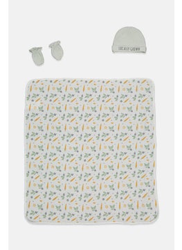 Rabbit + Bear Toddler Unisexs Blanket, Cap and Mittens Set, White and Green  - Image 1