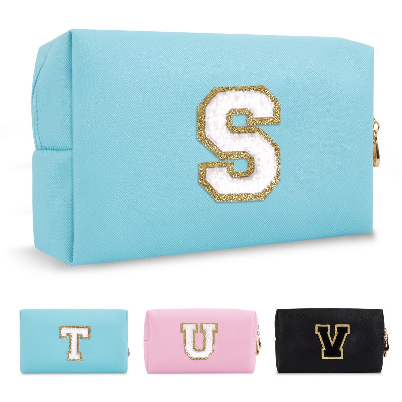 ChaoGreat حقيبة مكياج صغيرة مخصصة من A-Z Preppy Patch Pu Chenille Letter حقيبة مستحضرات التجميل للسفر مع سحاب أزرق لطيف حقيبة أدوات الزينة هدية مثالية للفتيات المراهقات والنساء المعلمات ووصيفات العروس حرف S - Image 1
