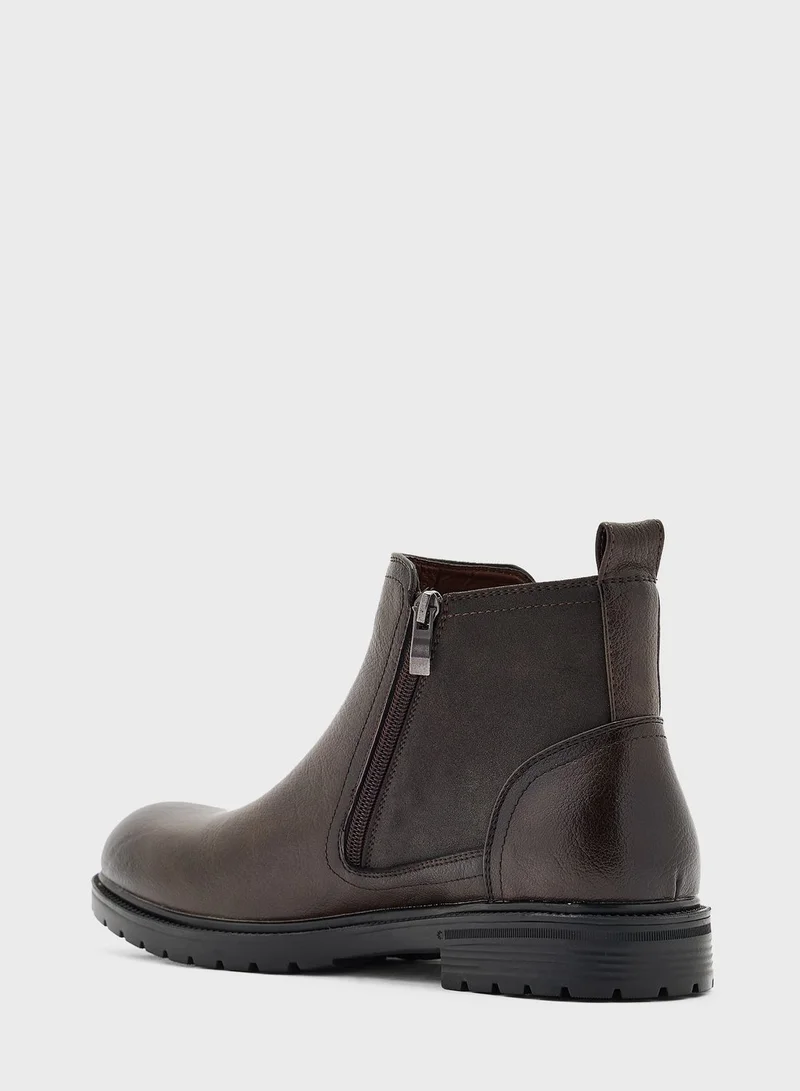 Robert Wood Pull On Zipper Boots