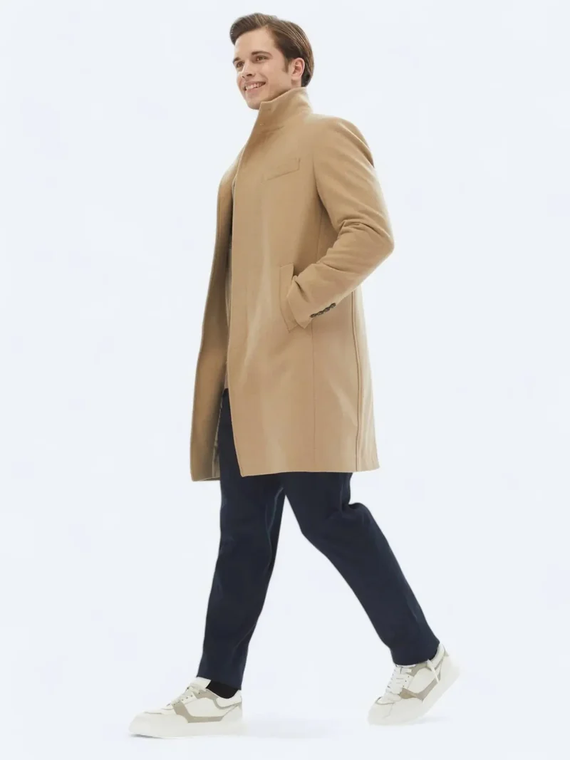 كيب معطف كلاسيكي منسوج بياقة عالية وقصة عادية من قماش الباف