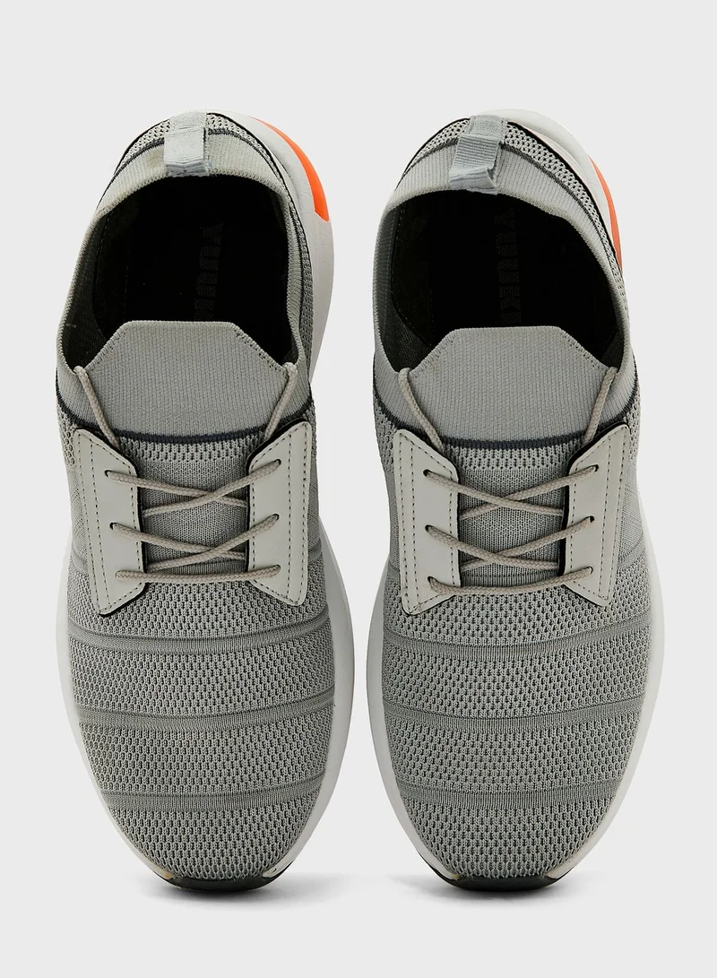 Yuki Dominic Knitted Sneakers
