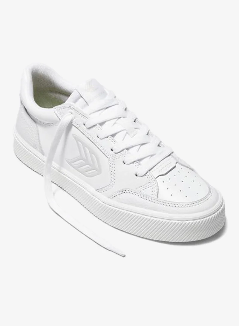 كاريوما فاليلي جلد أبيض بشعار آيس