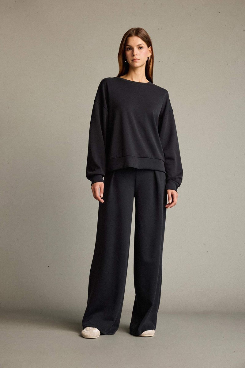 DeFacto Sweatshirt - Image 2
