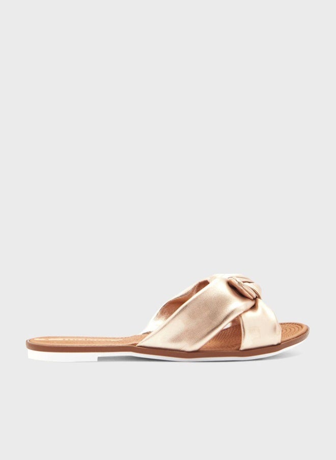 MOLECA Flat Sandals for Women – Stylish Ladies Flat Sandals & Comfortable Flat Slippers - Image 1