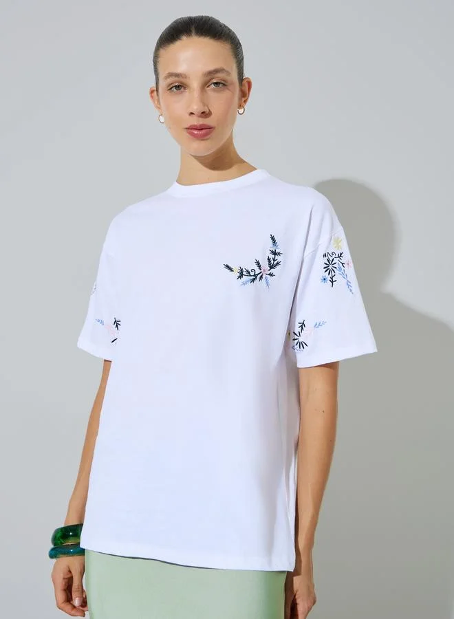 Styli White Embroidered Longline Cotton T-Shirt