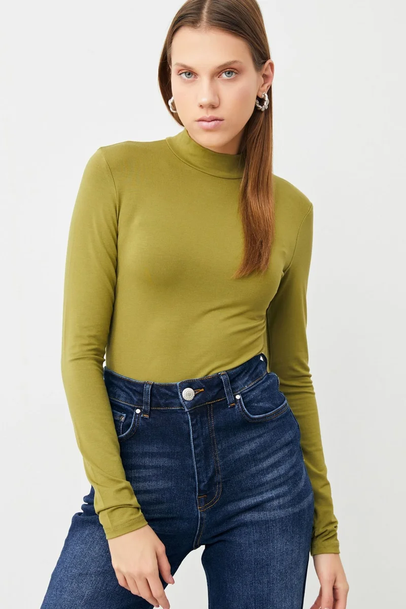 Bipantolon BIPANTOLON Women's Slim Fit Half Turtleneck Bodysuit