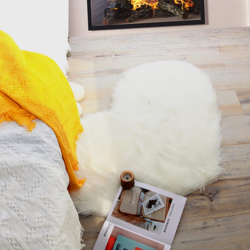 YRXRUS Heart Rug, White Heart Shaped Rug, Fluffy Faux Fur Rugs, Shag Mats for Bedroom Living Room, Love Coquette Room Decor 2x3 Ft - Image 2