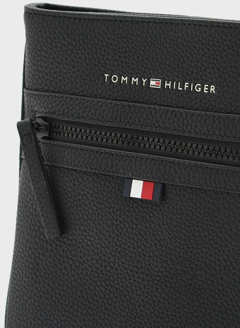 TOMMY JEANS Logo Messenger