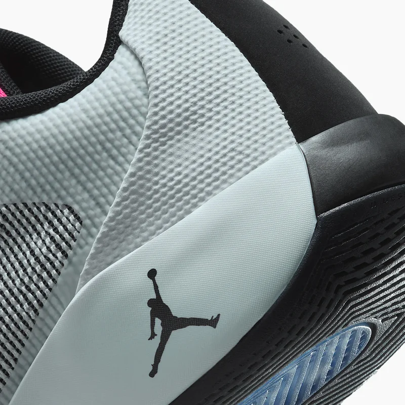 Jordan Men's Luka .77 Basketball Shoes