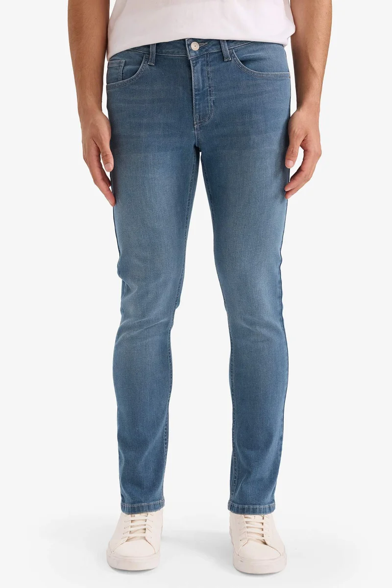 Defacto  Carlo Skinny Fit Normal Waist Jeans for Men | Best Price UAE