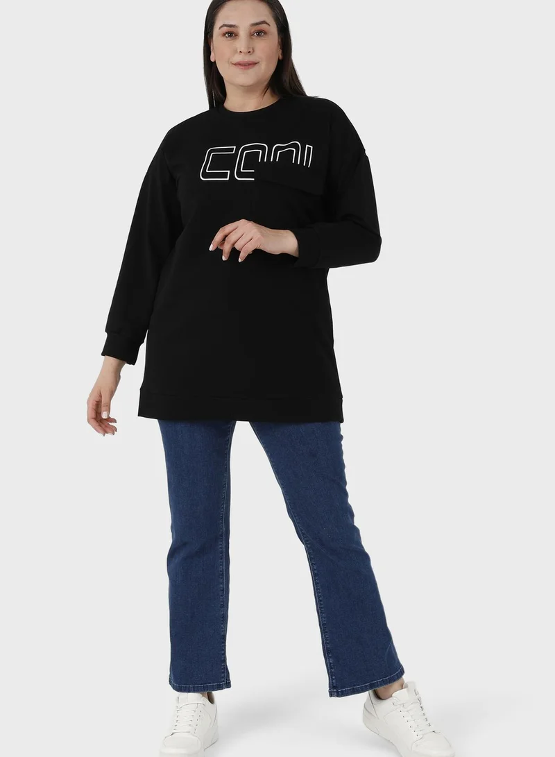 Alia by modanisa Round Neck Printed Sweatshirt