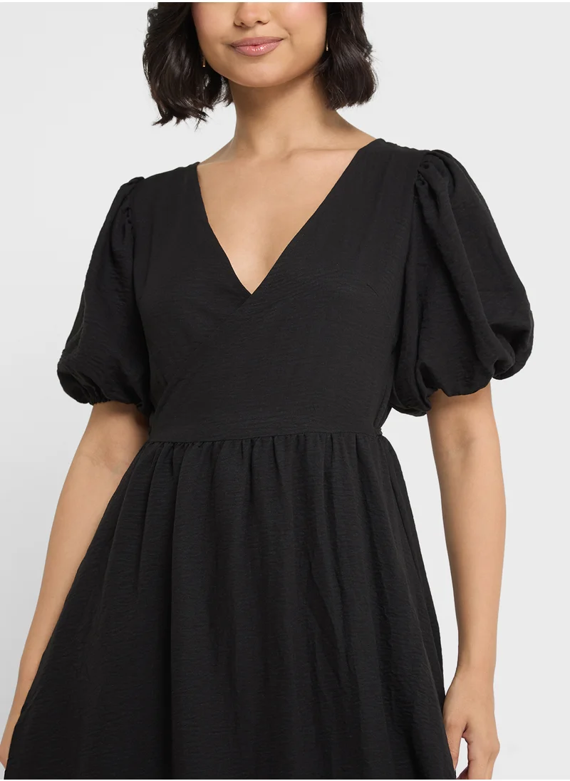 Ginger Puff Sleeves Wrap Tie Midi Dress