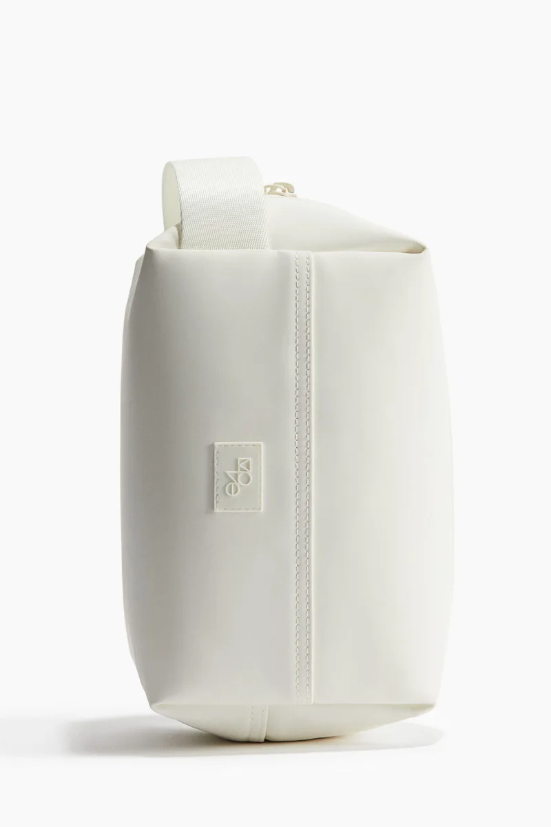 H&M Water-Repellent Gym Wash Bag