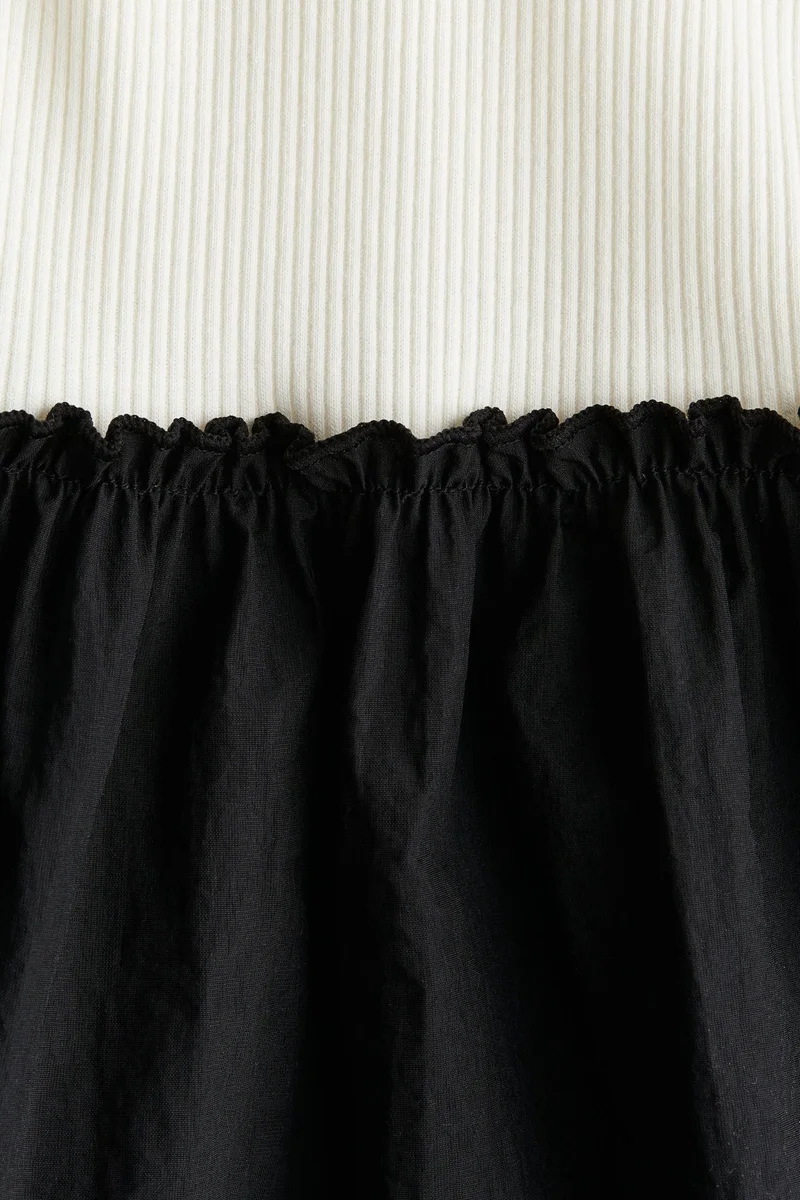 اتش اند ام فستان بتصميم ألوان متباينة