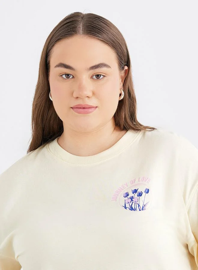 Styli Styli Plus Size Oversized T-Shirt with Exaggerated Sleeves