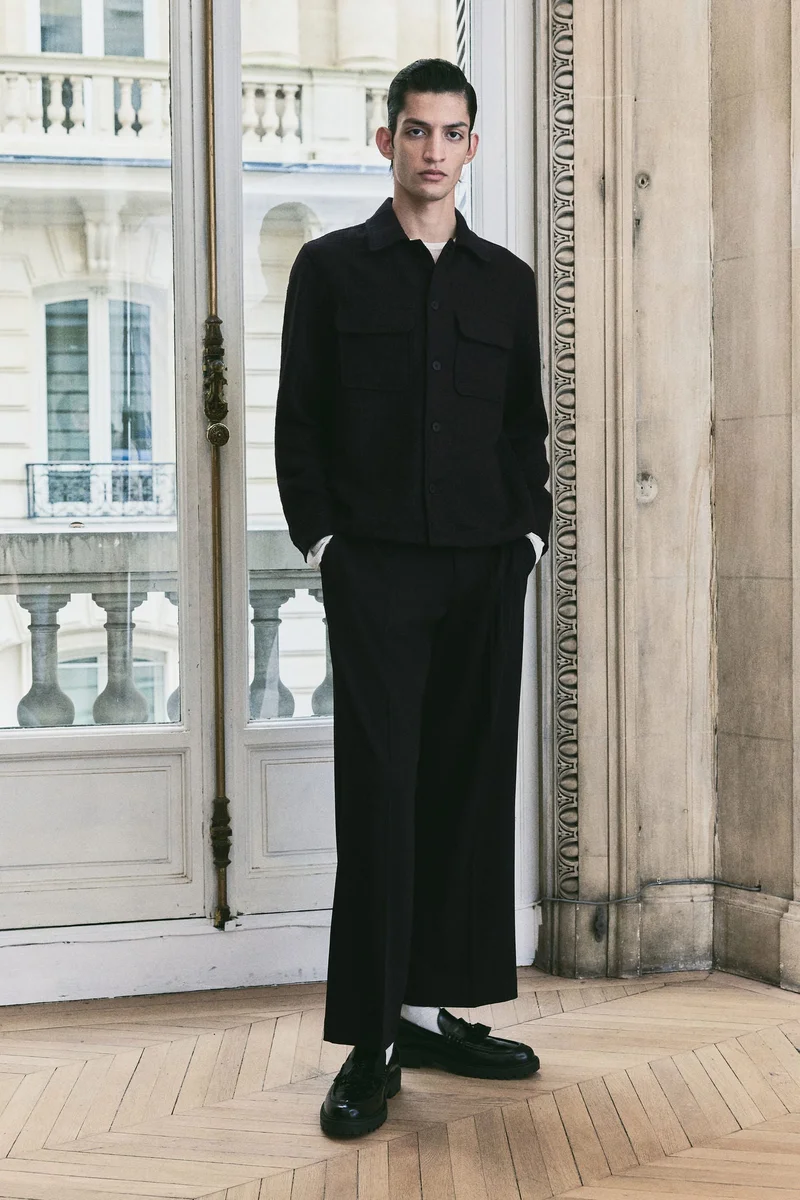 اتش اند ام جاكيت منقوش بقصّة عادية