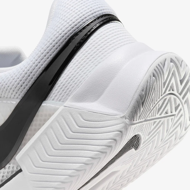 Nike Women's Zoom GP Challenge 1 Hard Court Tennis Shoes