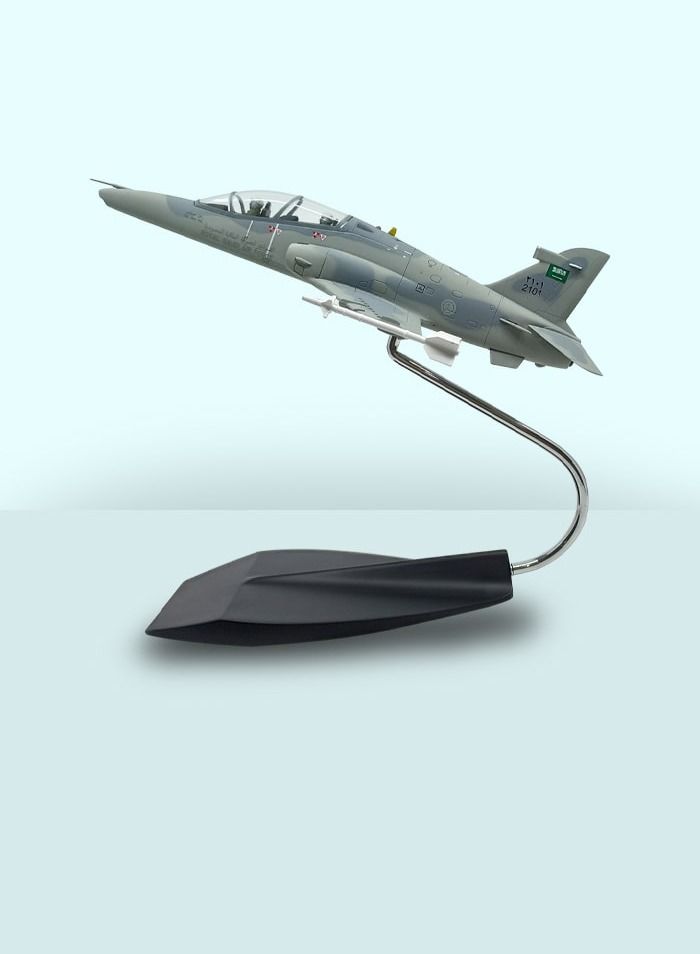 فايتر جيفتس HAWK 165 RSAF Resin Model 1:48 Scale - Image 2