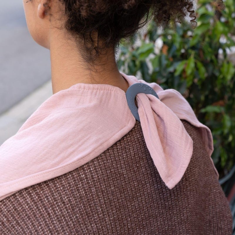 Doomoo Mom'N Play Nursing Cape - Tetra Pink - Image 5
