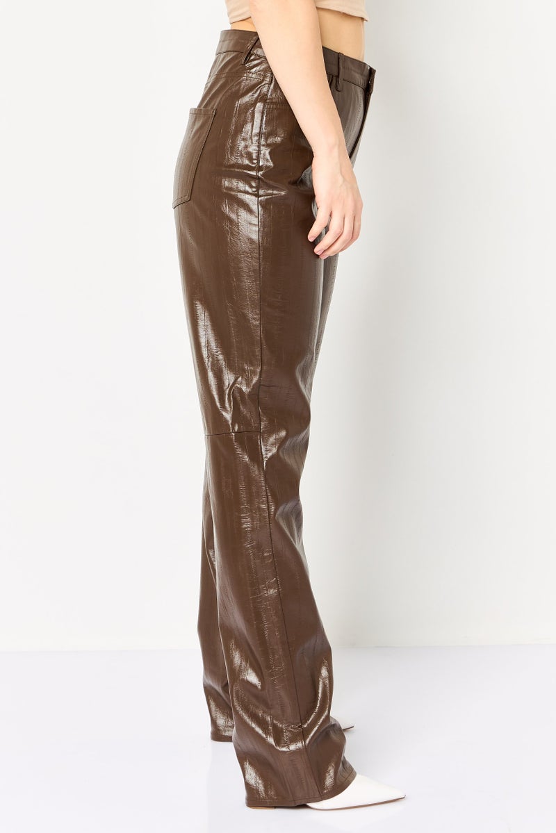 Envii سروال نسائي واسع من الجلد الصناعي بتصميم عادي، بني شوكولاتة - Image 3