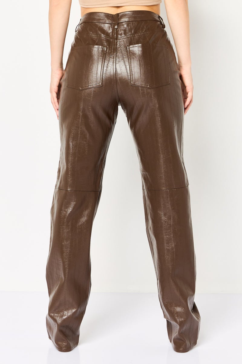 Envii سروال نسائي واسع من الجلد الصناعي بتصميم عادي، بني شوكولاتة - Image 4